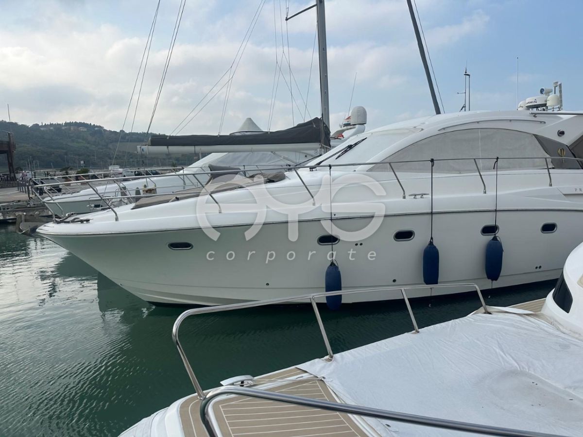Prestige  42 S - foto 2 di 23